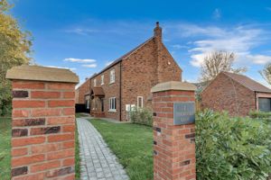 Photo 25- click for photo gallery